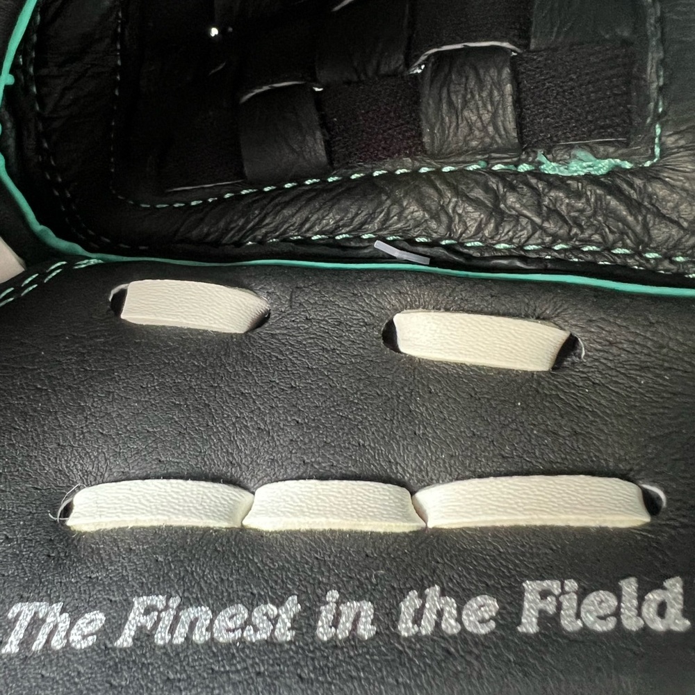 NWOT Rawlings left handed fast pitch softball glove - Picture 8 of 14